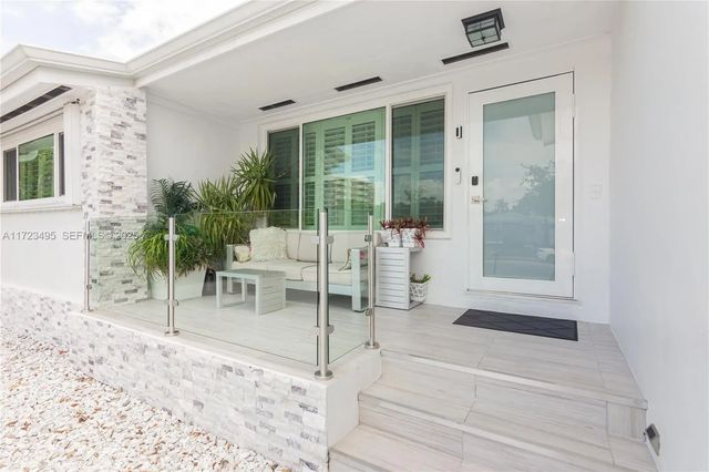 7549 Adventure Avenue, North Bay Village