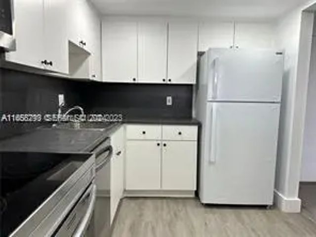 3 of 13 - 13499 Biscayne Boulevard #801, North Miami, FL