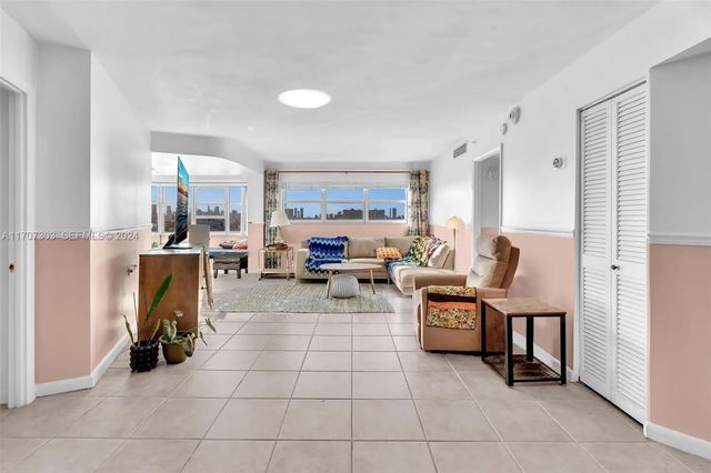 2 of 58 - 1881 Washington Avenue #16h, Miami Beach, FL