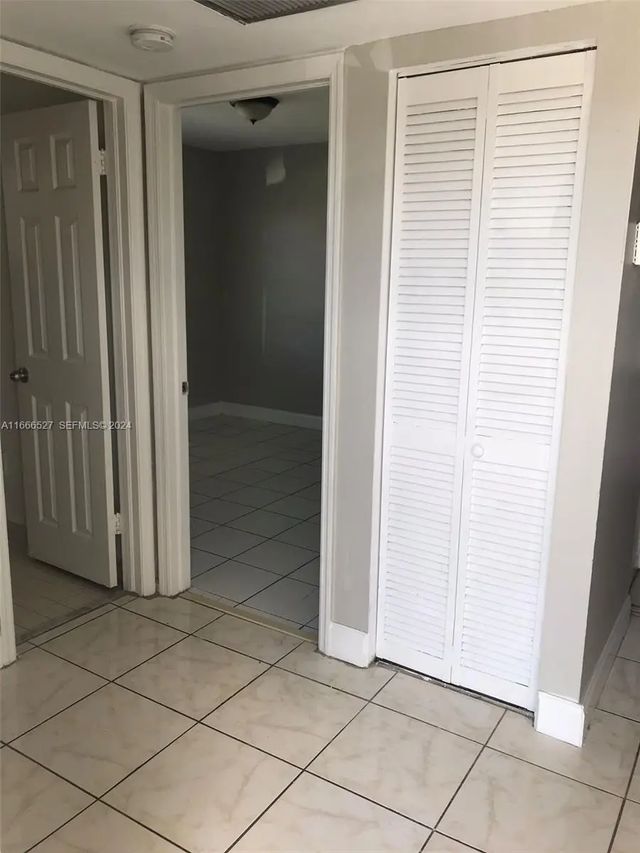 5 of 33 - 459 Ne 210th Cir Terrace #201-17, Miami, FL