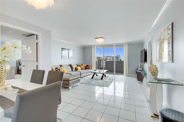 4 of 43 - 2750 Ne 183rd Street #1910, Aventura, FL