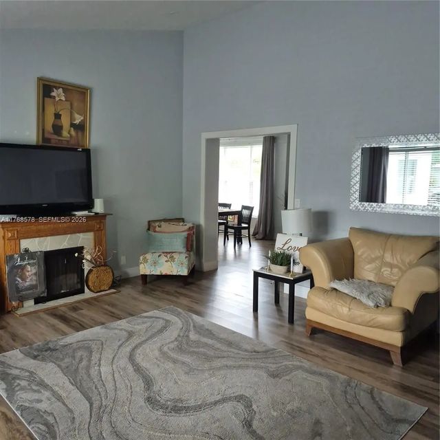 3 of 28 - 8320 Nw 10 Avenue, Miami, FL
