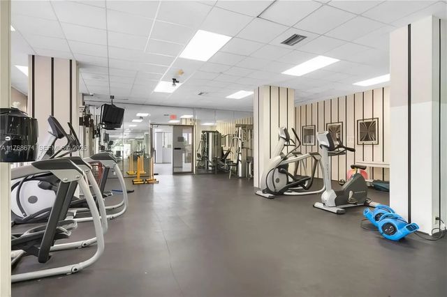 5 of 20 - 2750 Ne 183rd Street #1207, Aventura, FL