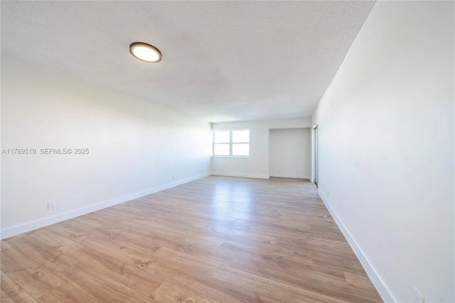 5 of 27 - 3301 Spanish Moss Terrace #802, Lauderhill, FL