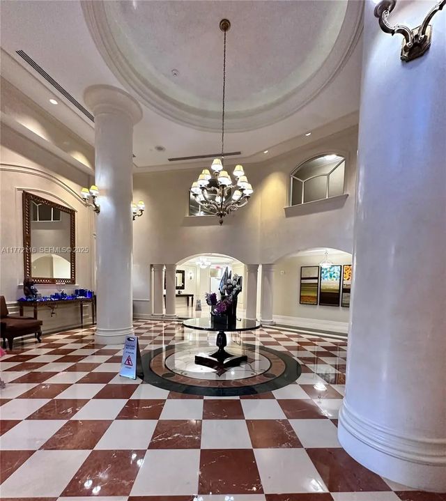 3 of 40 - 19900 E Country Club Drive #1012, Aventura, FL