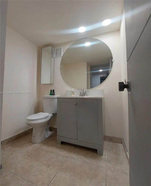 5 of 40 - 16300 Golf Club Road #apt 317, Weston, FL