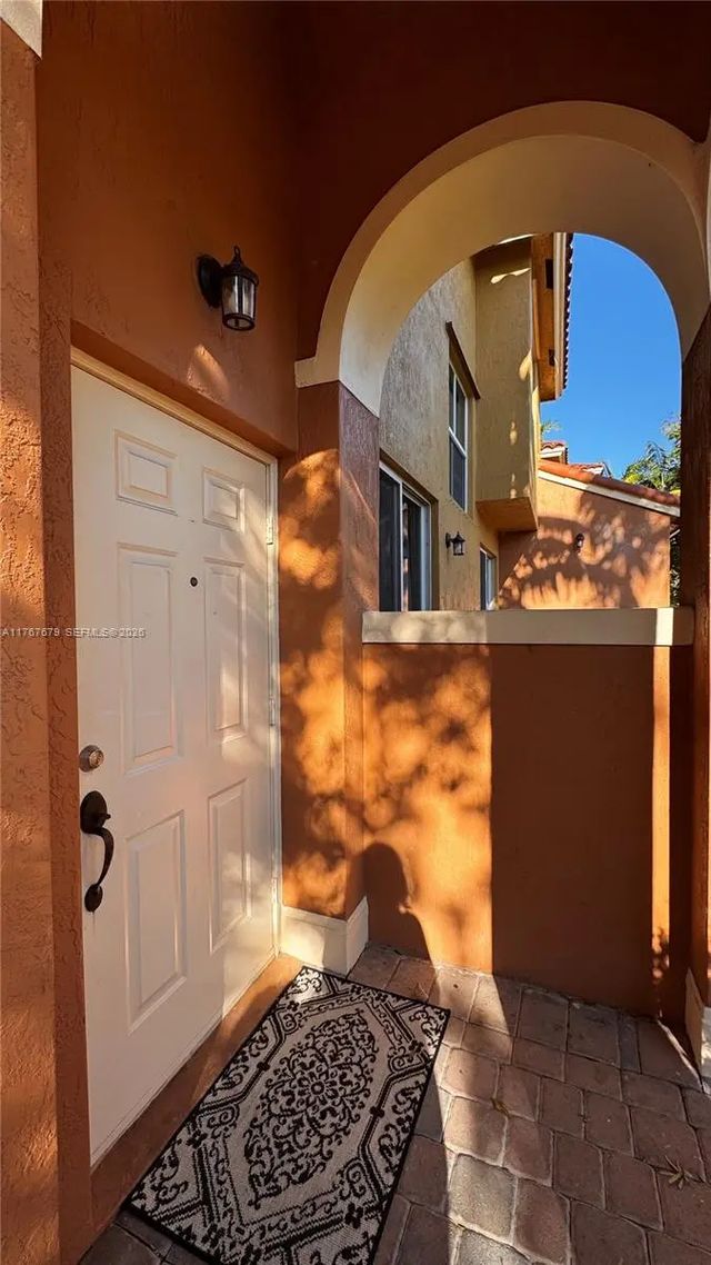 1033 Sw 144th Avenue #2705, Pembroke Pines