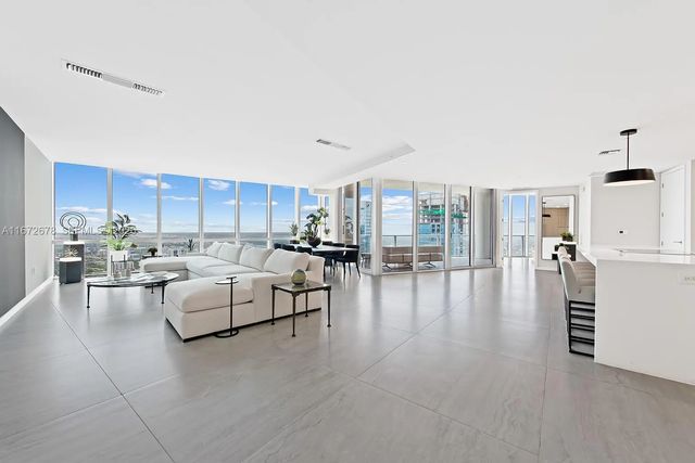 3 of 60 - 851 Ne 1st Avenue #ph 5402, Miami, FL