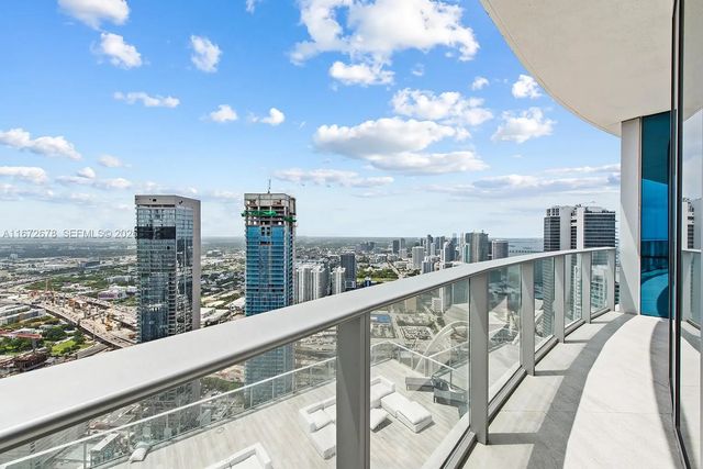 5 of 60 - 851 Ne 1st Avenue #ph 5402, Miami, FL