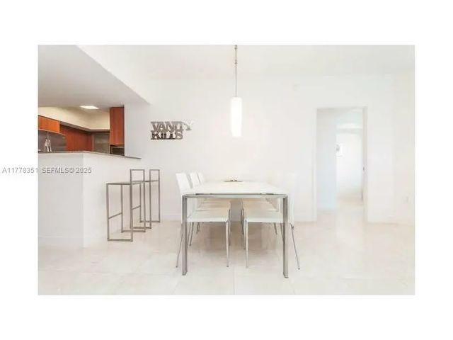 5 of 37 - 16699 Collins Avenue #2406, Sunny Isles Beach, FL