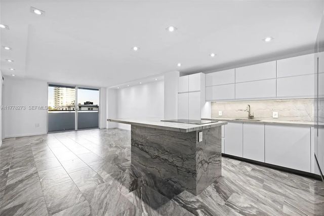 1658 Bay Road #504, Miami Beach