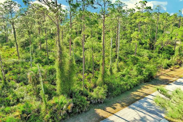 2 of 19 - 2019 Columbus Avenue, Lehigh Acres, FL