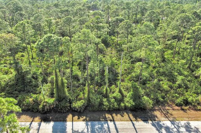 3 of 19 - 2019 Columbus Avenue, Lehigh Acres, FL