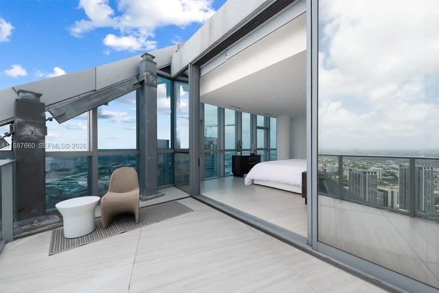 4 of 78 - 851 Ne 1st Avenue #ph 5700, Miami, FL