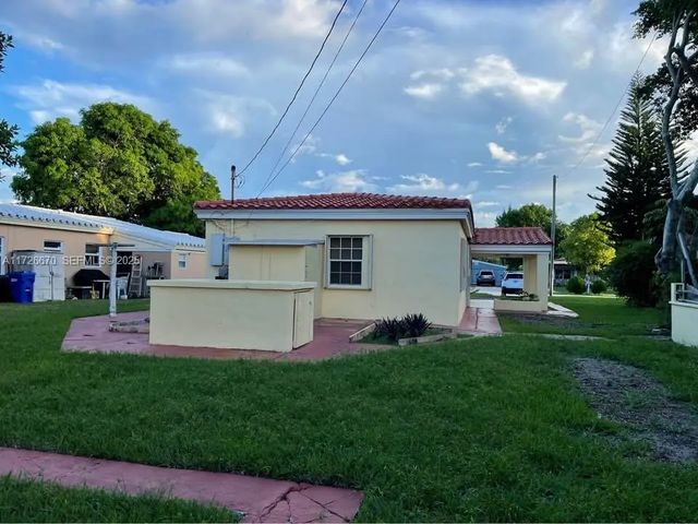 5 of 17 - 1223 Ne 181st Street, North Miami Beach, FL
