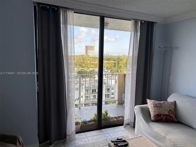 3 of 11 - 2350 Ne 135th Street #903, North Miami, FL