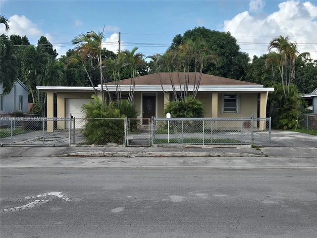 961 E 32nd Street, Hialeah