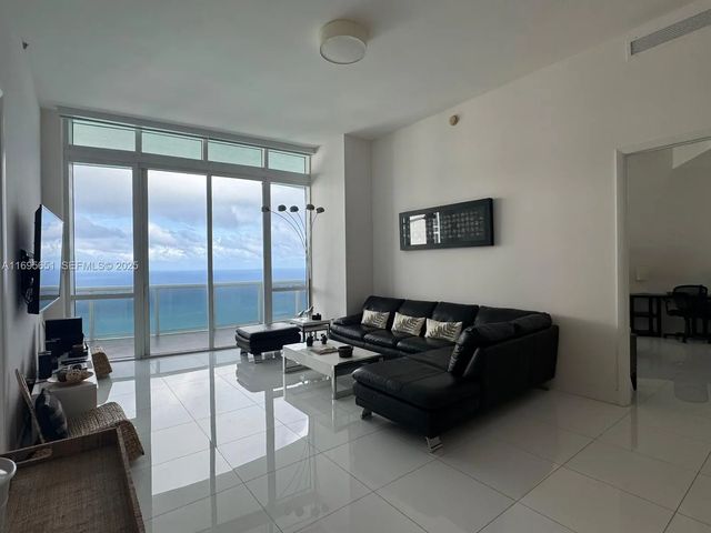 4 of 19 - 15811 Collins Avenue #4203, Sunny Isles Beach, FL