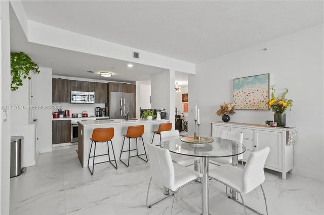 4 of 44 - 488 Ne 18th Street #4009, Miami, FL