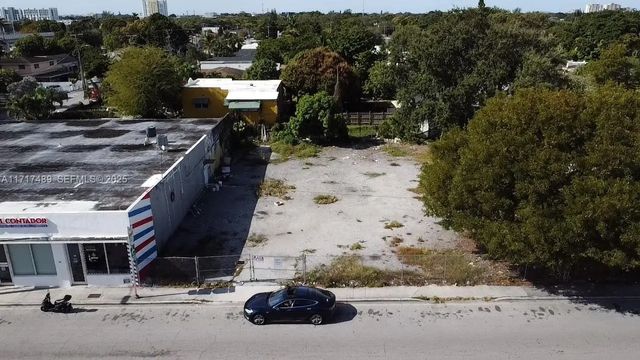 4120 Nw 17th Avenue, Miami