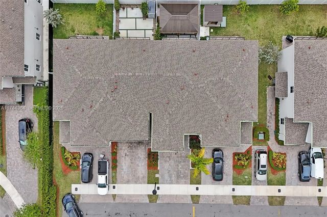 3 of 66 - 838 Se 17th Street, Homestead, FL