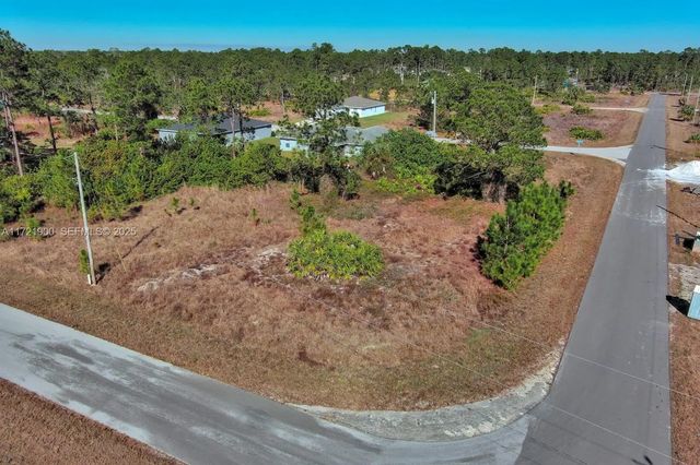 3 of 12 - 733 Bumby Street E, Lehigh Acres, FL