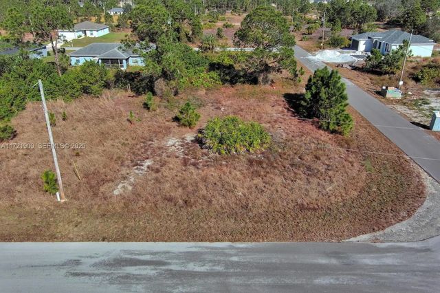 4 of 12 - 733 Bumby Street E, Lehigh Acres, FL