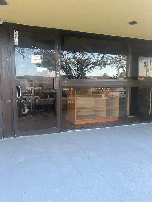 4 of 8 - 1948 Ne 123rd Street #105, North Miami, FL