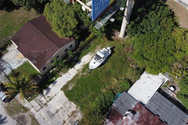 3 of 49 - 321 Nw 37th Street, Miami, FL