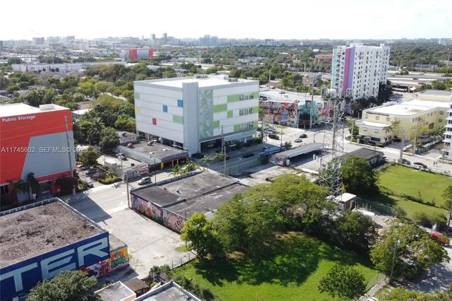 5 of 49 - 321 Nw 37th Street, Miami, FL
