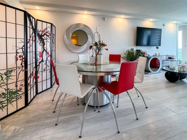 3 of 33 - 100 Bayview Drive #721, Sunny Isles Beach, FL