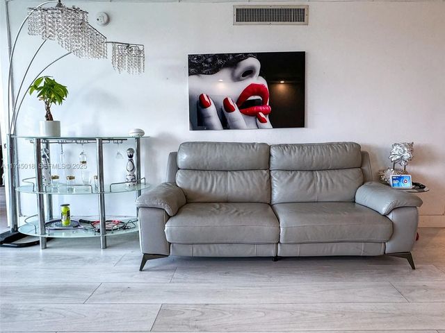 4 of 33 - 100 Bayview Drive #721, Sunny Isles Beach, FL