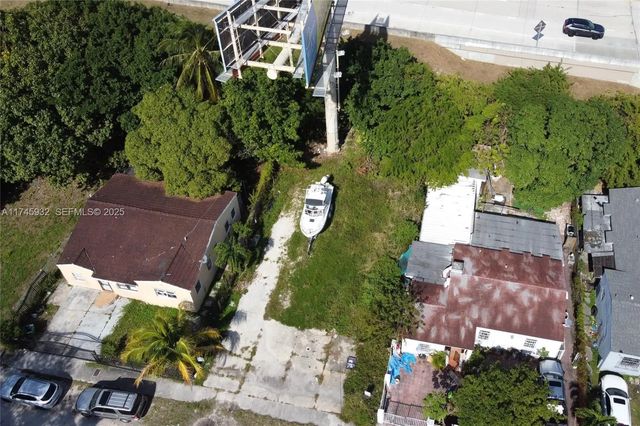 321 Nw 37th Street, Miami