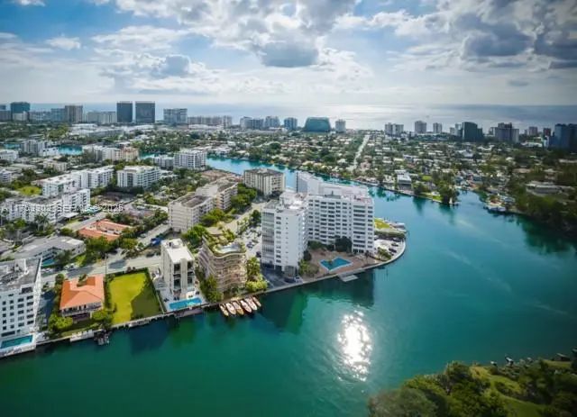 3 of 20 - 9110 W Bay Harbor Drive #6, Bay Harbor Islands, FL