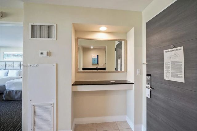 4 of 31 - 2670 E Sunrise Boulevard #419, Fort Lauderdale, FL