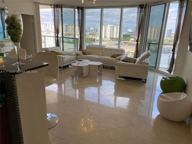 3 of 30 - 16699 Collins Avenue #1607, Sunny Isles Beach, FL