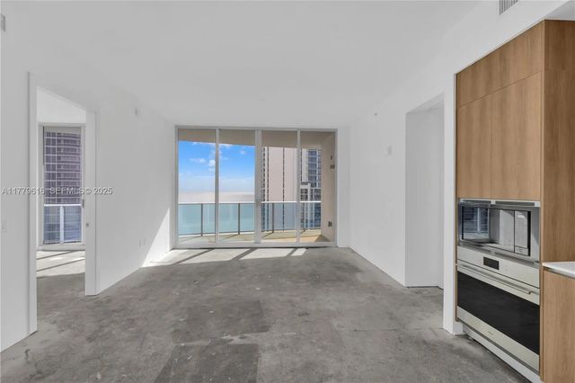 5 of 55 - 17550 Collins Avenue #1502, Sunny Isles Beach, FL