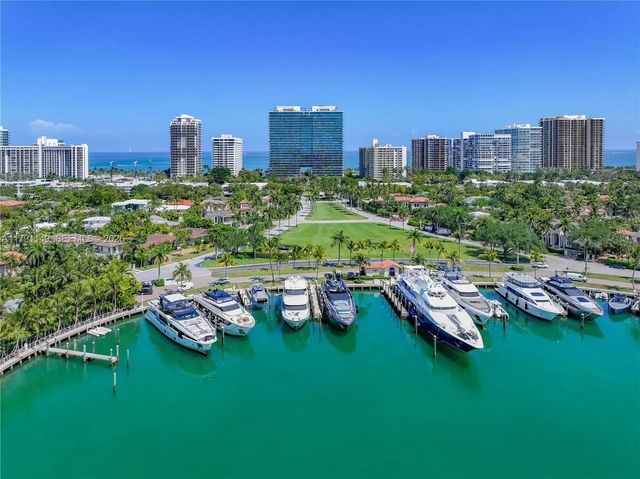 2 of 29 - 10201 Collins Avenue #605, Bal Harbour, FL