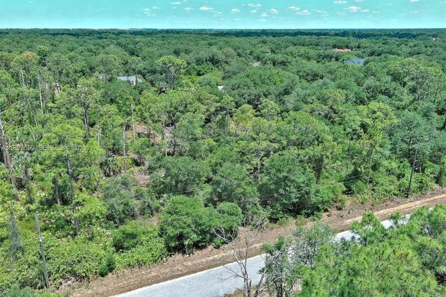 4 of 21 - 1908 Mcarthur Avenue, Lehigh Acres, FL