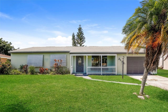 Photo of Listing #F10522672