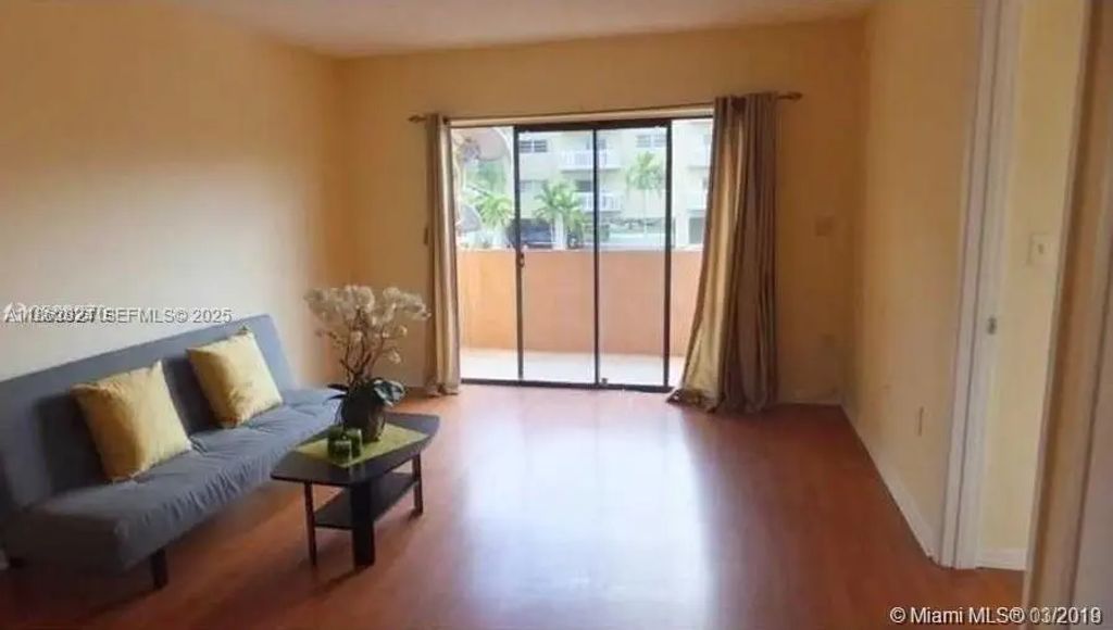 3582 Ne 171st Street #203, North Miami Beach
