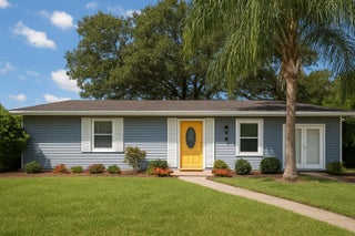 Photo of Listing #R11117542