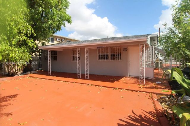 965 W 23rd Street, Hialeah
