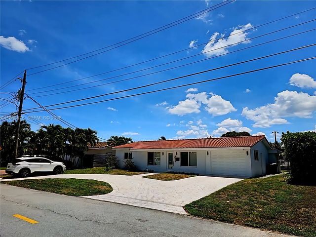 2 of 37 - 1430 Ne 53rd Court, Fort Lauderdale, FL