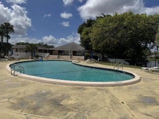 Photo of Listing #R11117628