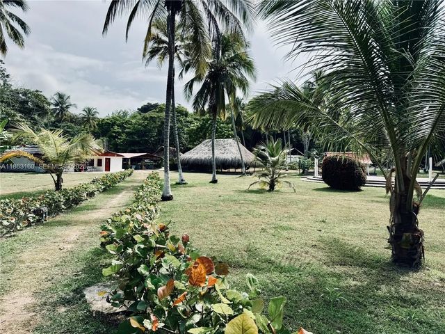 2 of 16 - Casa De Campo Castillete, , FL