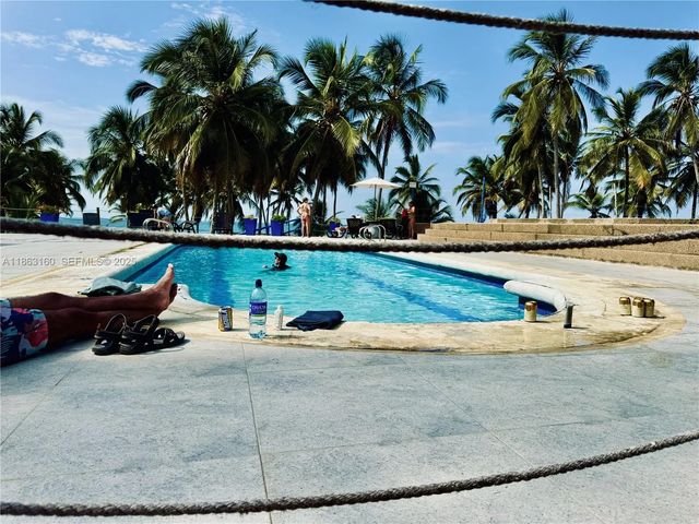 5 of 16 - Casa De Campo Castillete, , FL