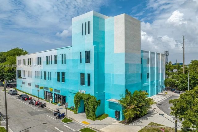 1900 Ne Miami Court, Miami