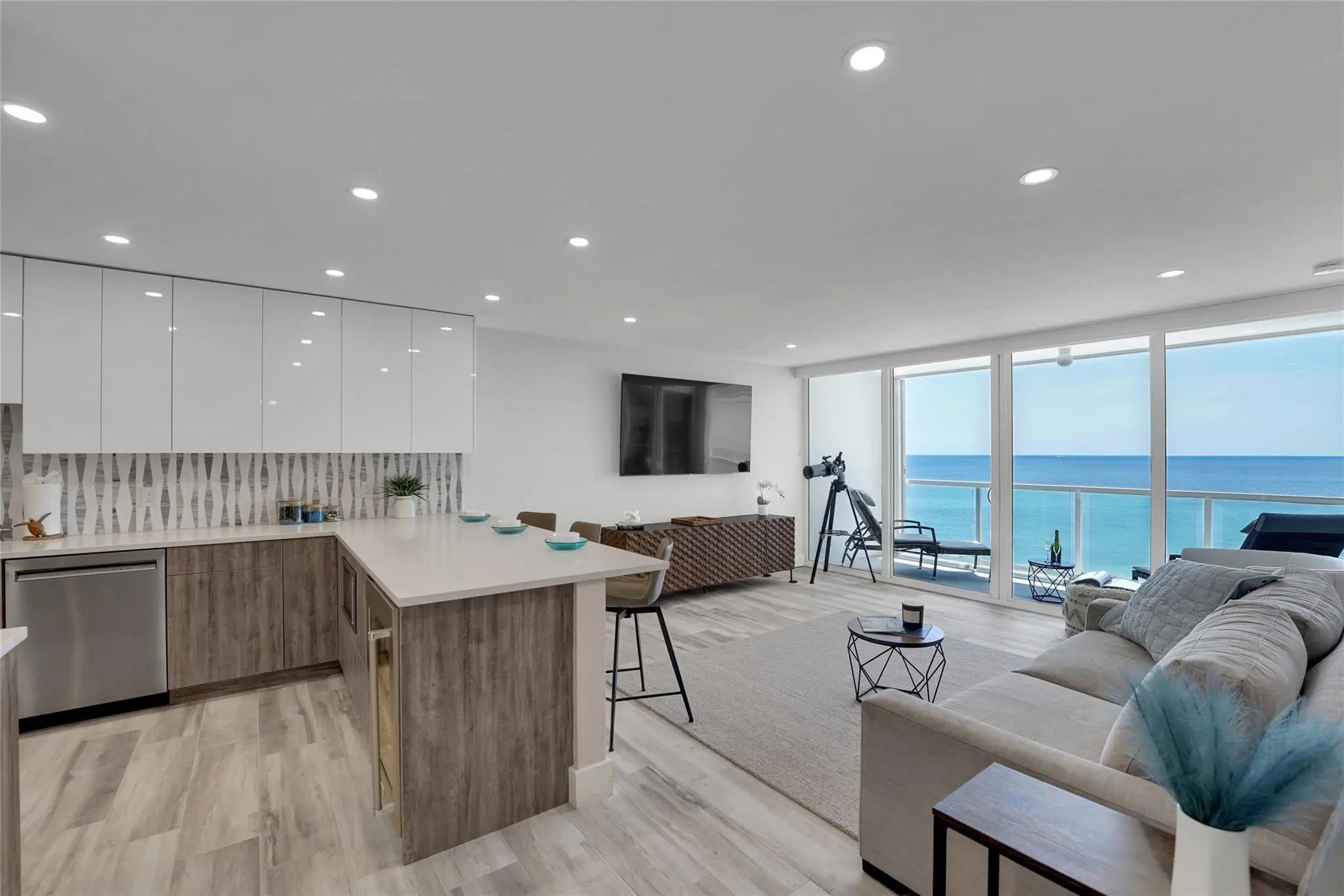 1057 Hillsboro Mile #612, Hillsboro Beach