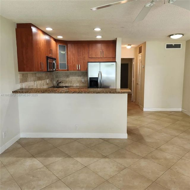 5 of 21 - 2170 Ne 51st Court #c3, Fort Lauderdale, FL